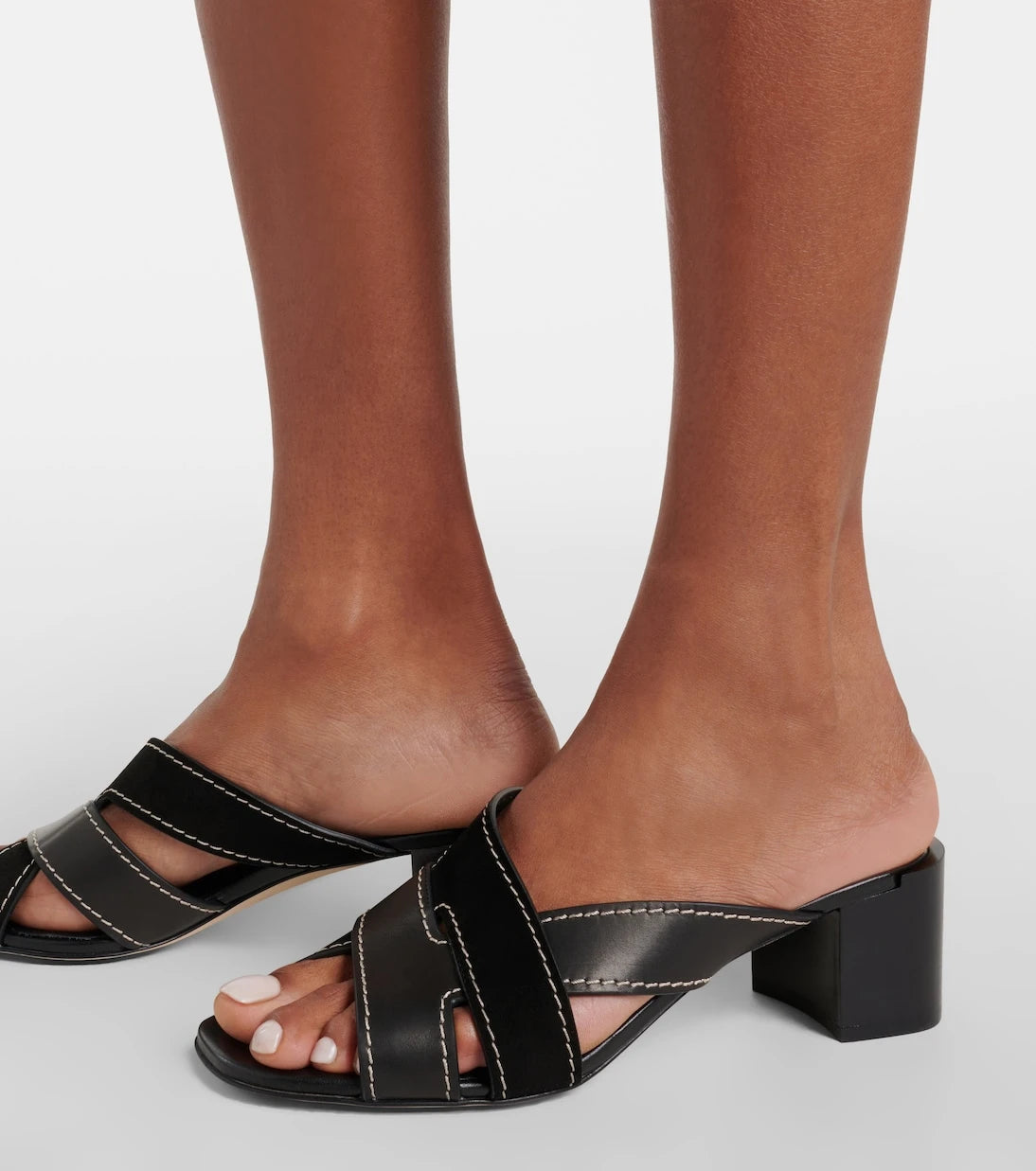 Tod's - 55 leather mules