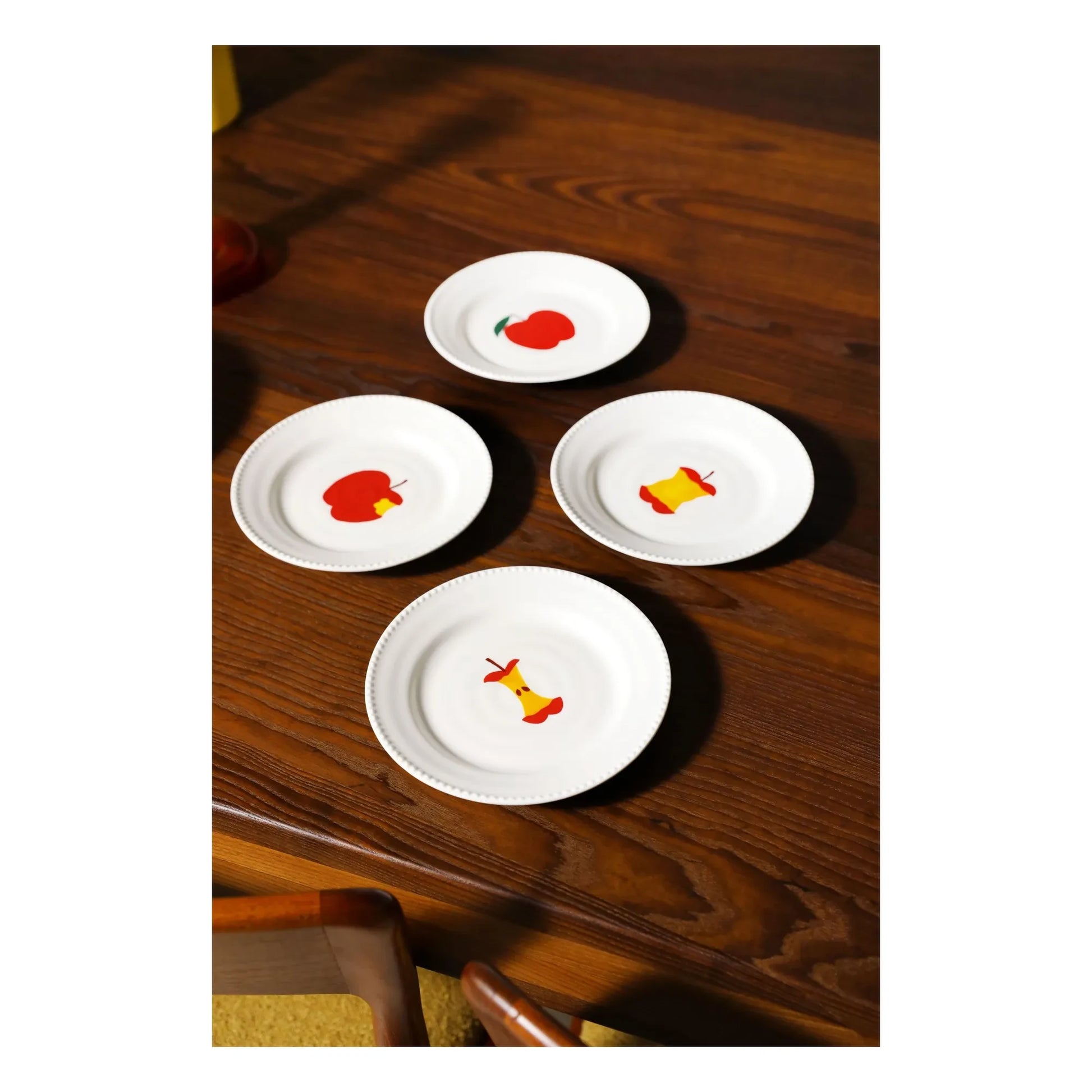 &Klevering - Haines plates - Set of 4 | Red