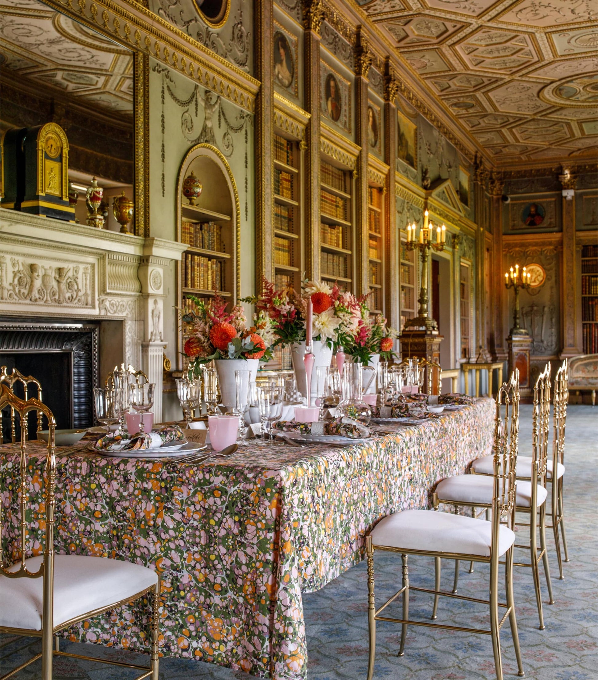 Linen Marble Tablecloth (165cm x 380cm)
