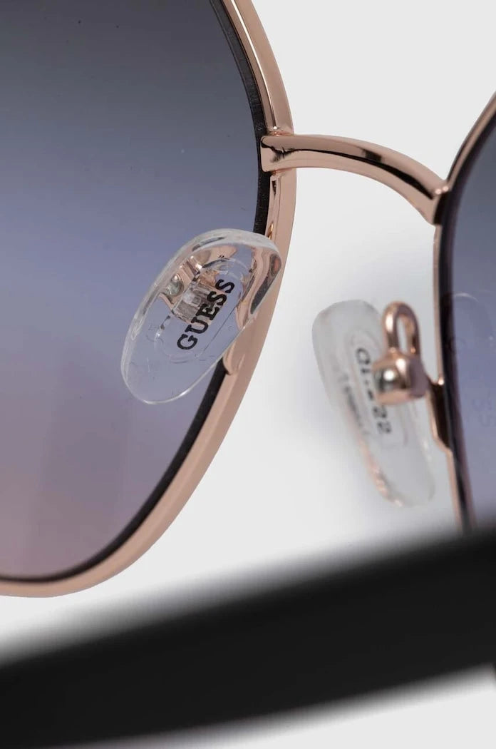 Слънчеви очила Guess