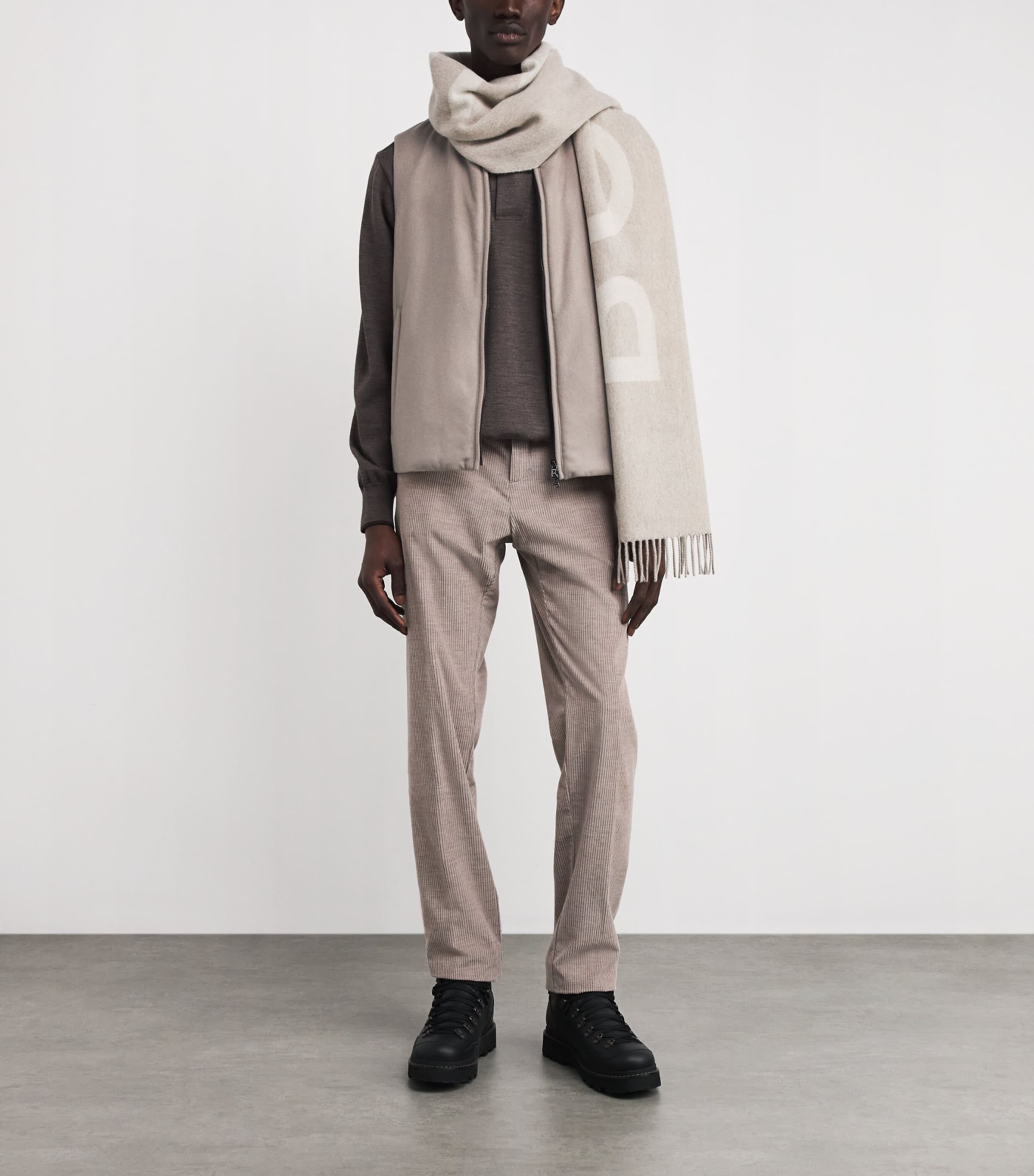 Bogner Green Cashmere Nero Gilet