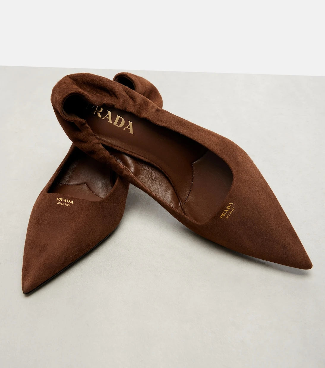 Prada - 55 logo suede pumps