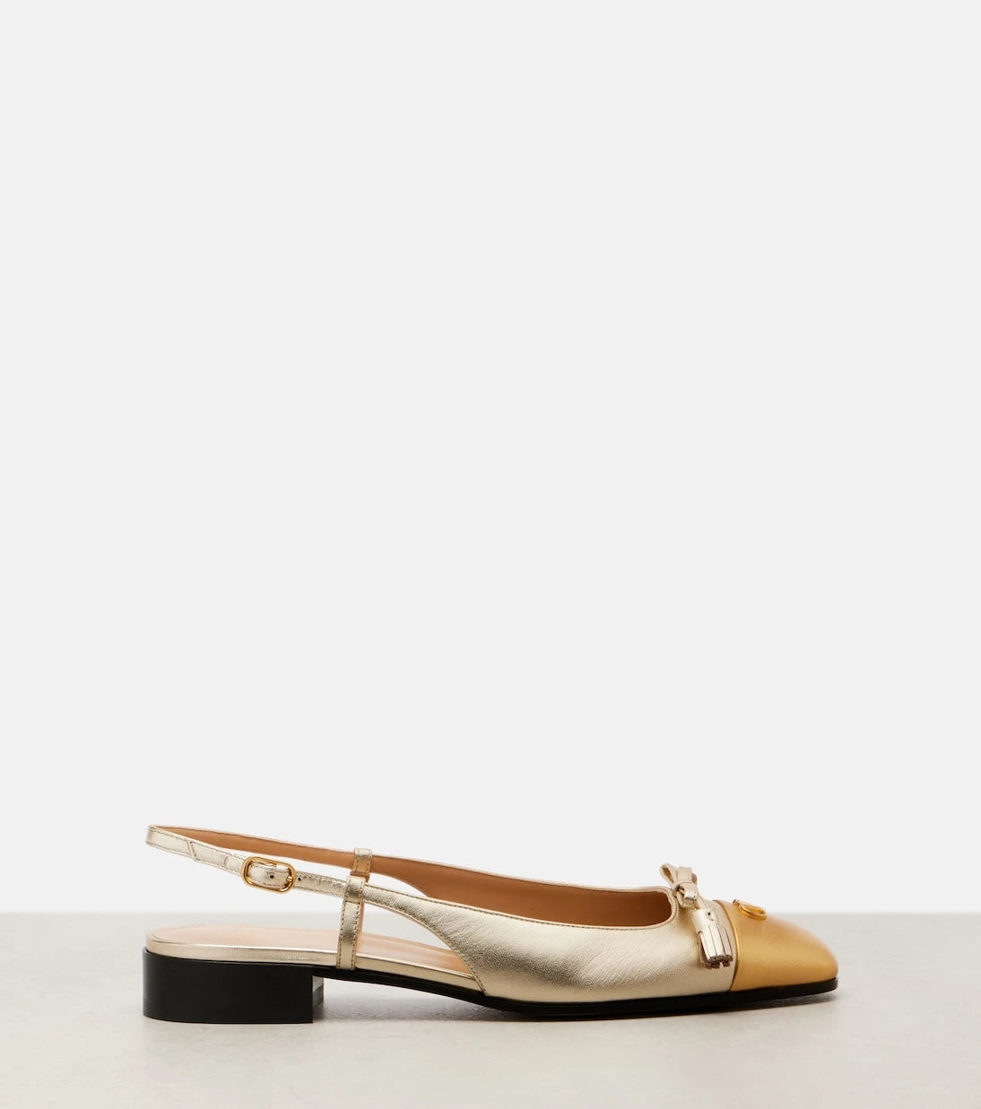 Valentino Garavani - Valet Du Roi leather slingback flats