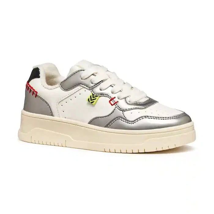 Детски кожени маратонки Geox LESTRELLA