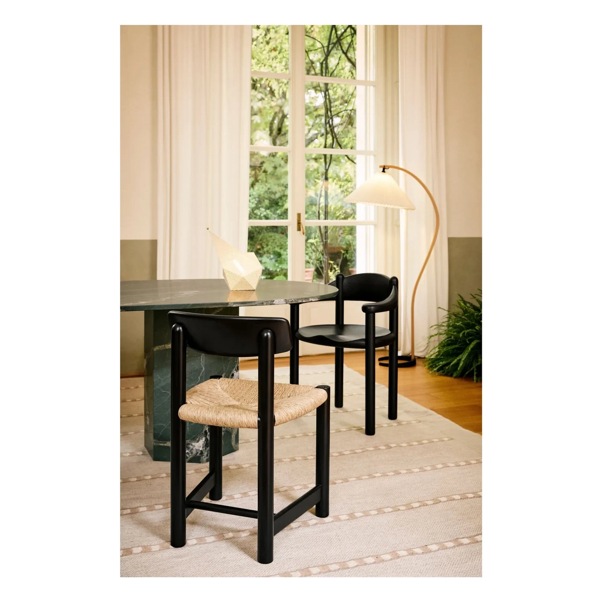 Gubi - Daumiller chair with armrests, Rainer Daumiller | Black