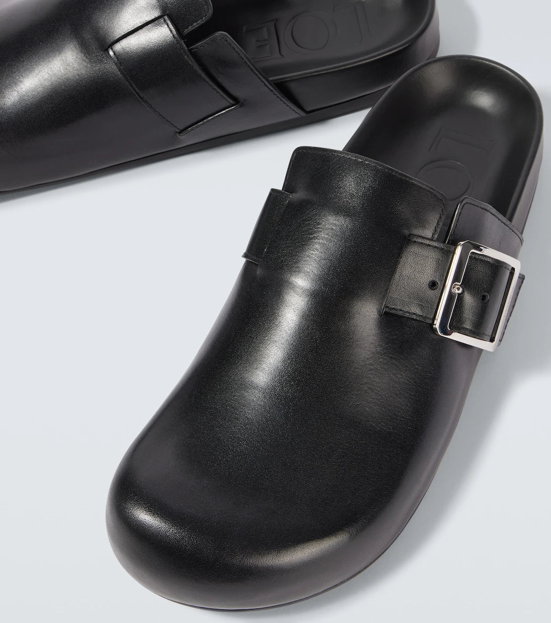Loewe - حذاء ميول "إيز باكل" من الجلد