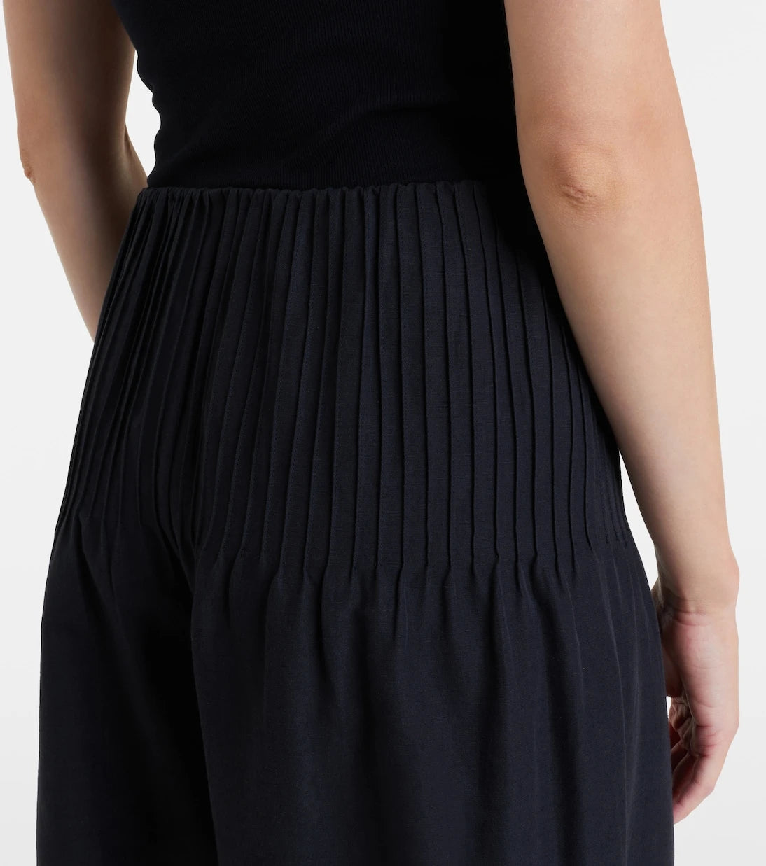 Vince - Cotton, rayon, and linen balloon pants
