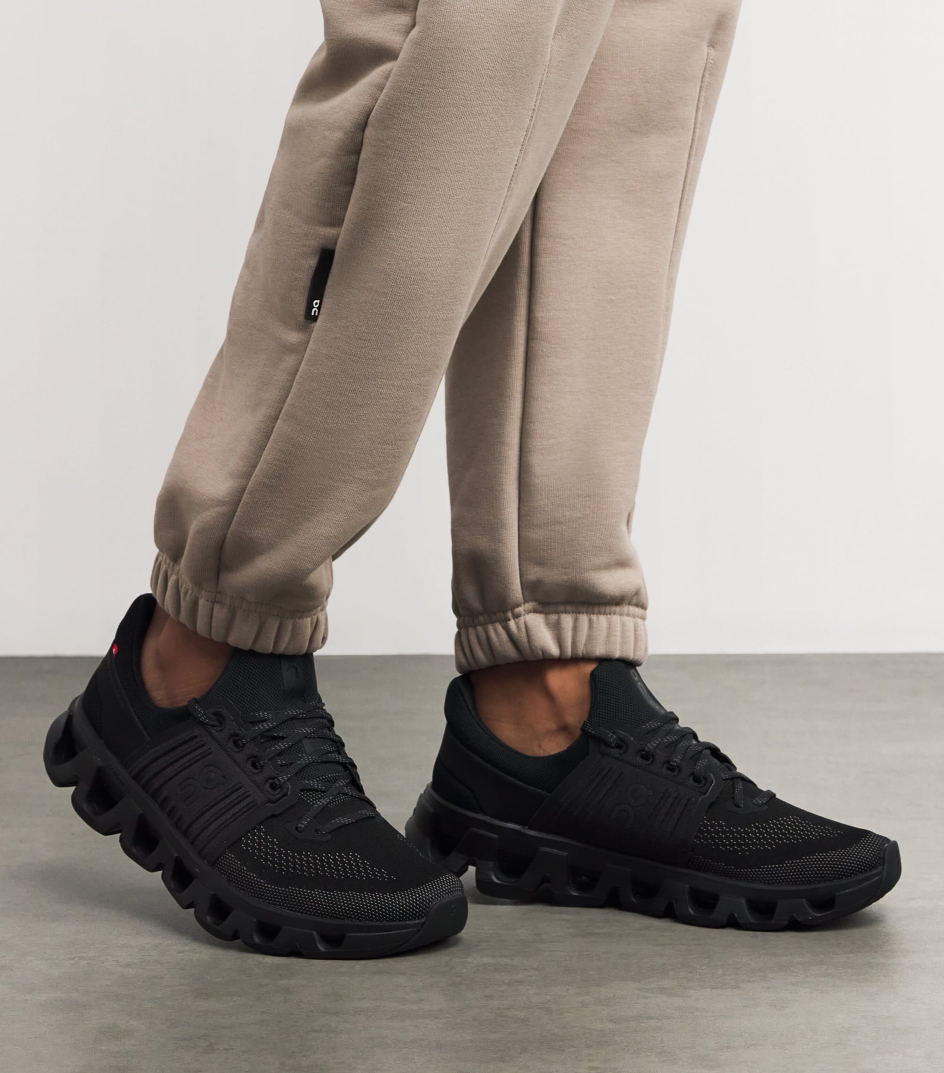 Black Cloudswift 4 AD Trainers