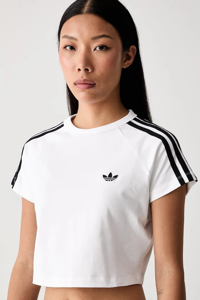 adidas Originals kadın pamuklu tişört