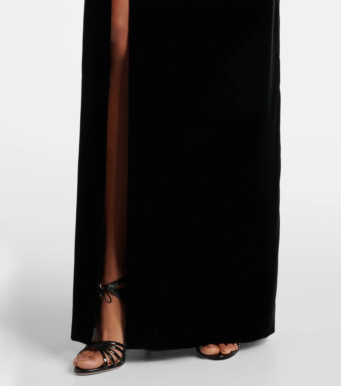 Tom Ford - Strapless velvet gown