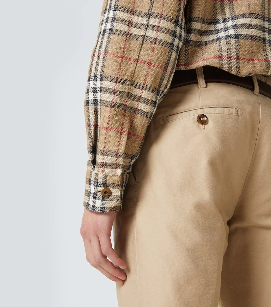 Burberry - قميص بربري بنقشة الكاروهات من القطن والكتان