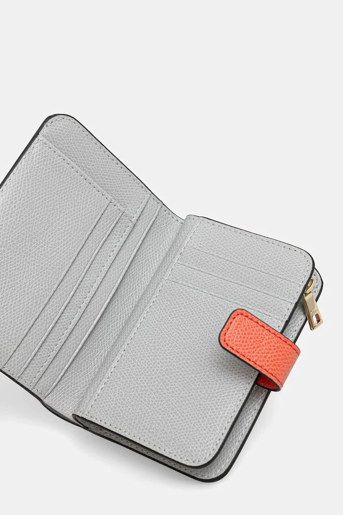 Furla портфейл дамски от кожа Camelia