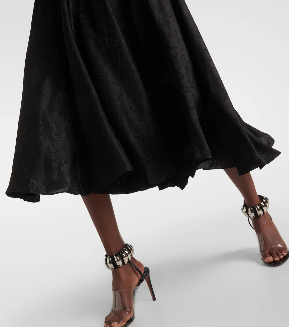 Alaïa - فستان ميدي حريري بياقة مربوطة