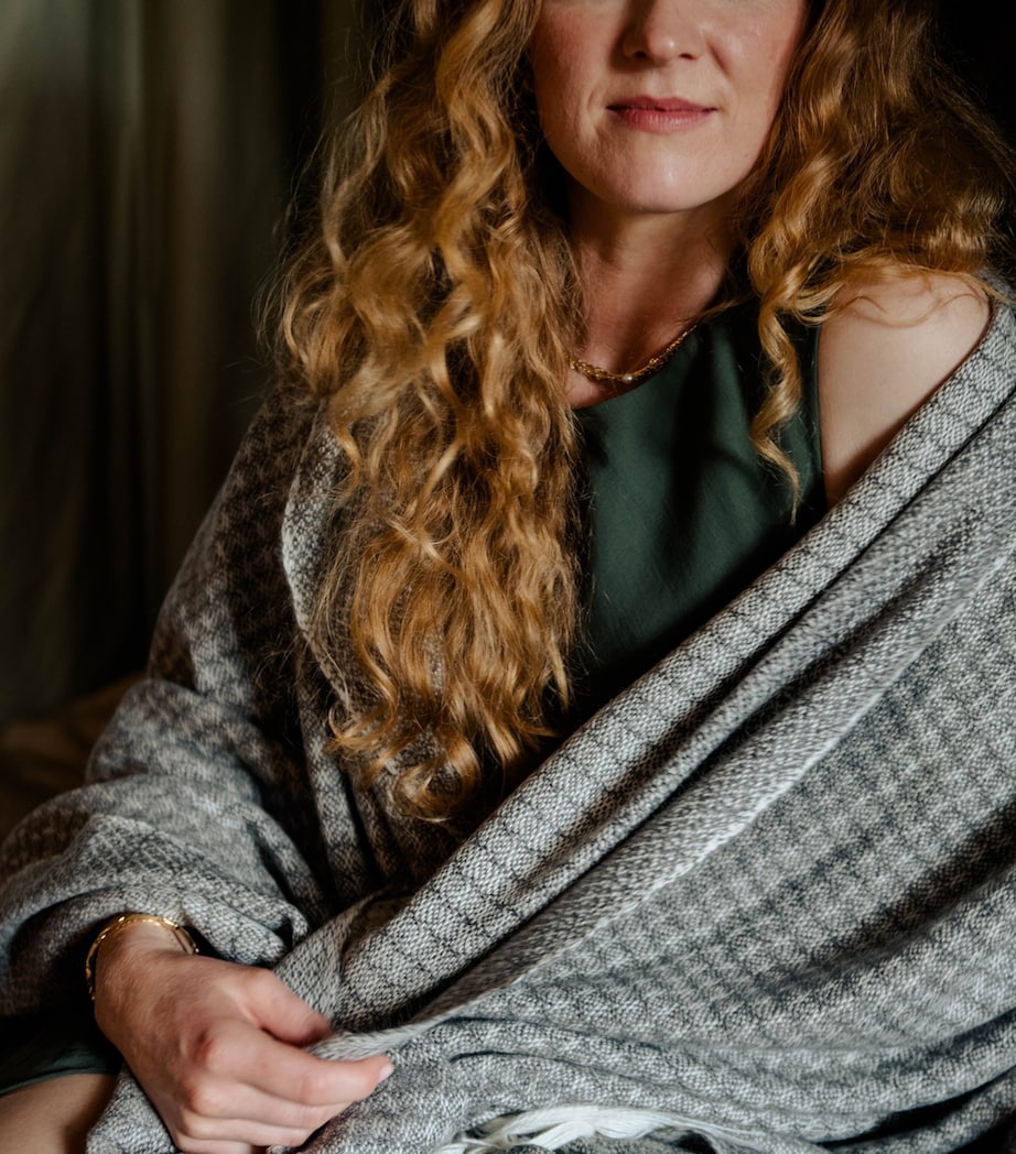 Araminta Campbell Alpaca-Blend Willow Throw (150cm x 230cm)