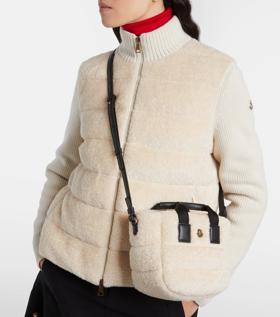 Moncler - حقيبة كارادوك توتي صغيرة بتصميم تيدي