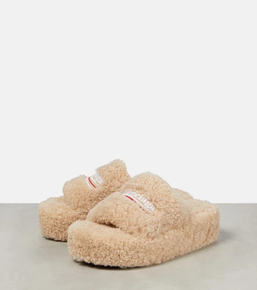 Balenciaga - Logo slides