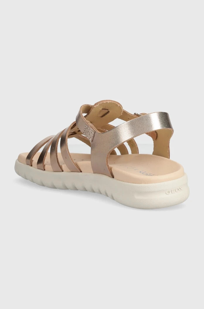 Детски сандали от кожа Geox SANDAL SOLEIMA