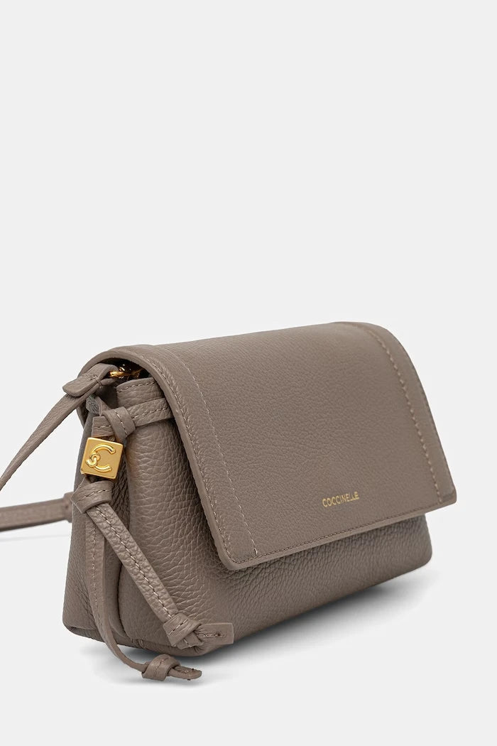 Coccinelle Kadın Deri Crossbody Çanta