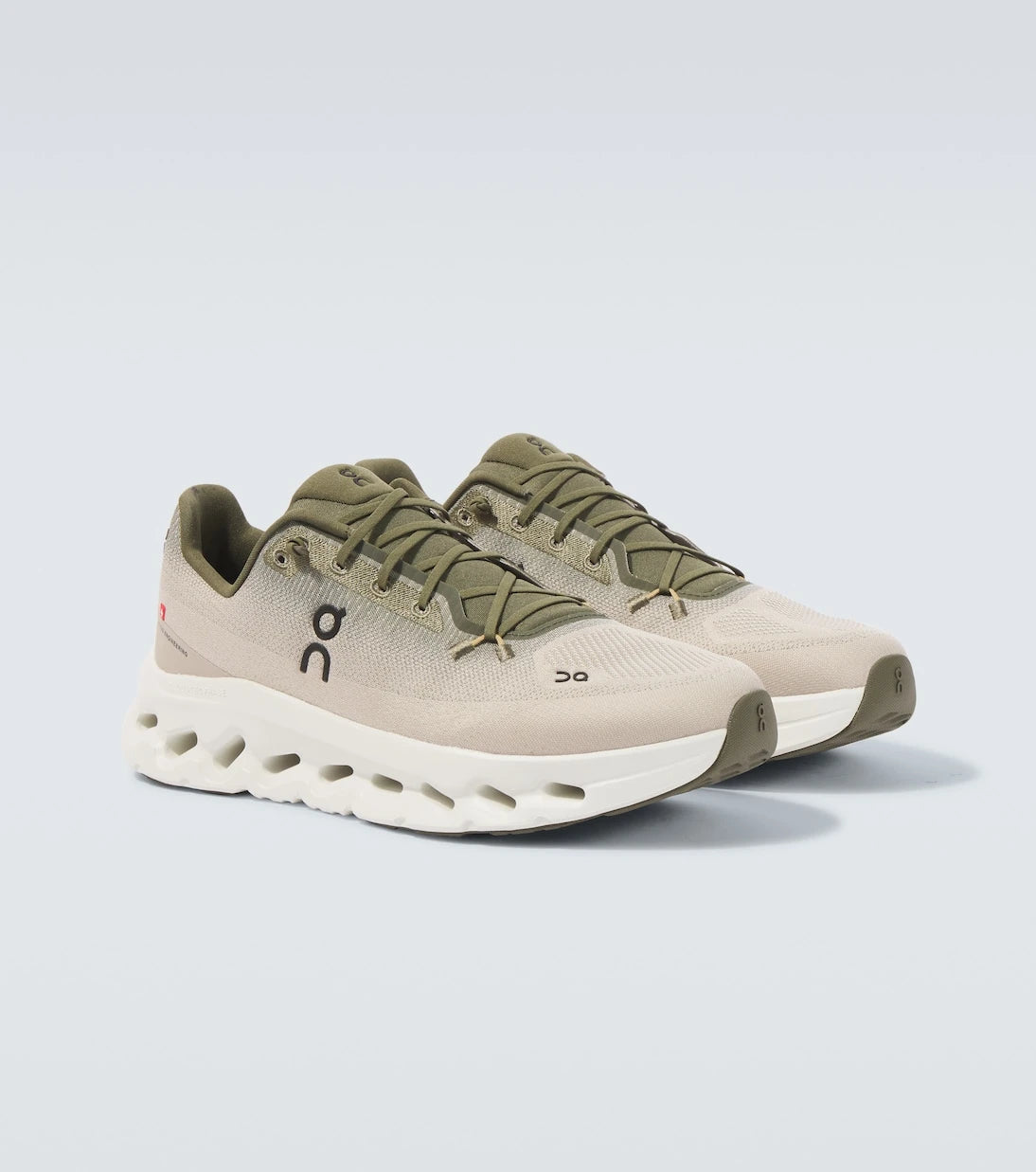 On - Cloudtilt running shoes