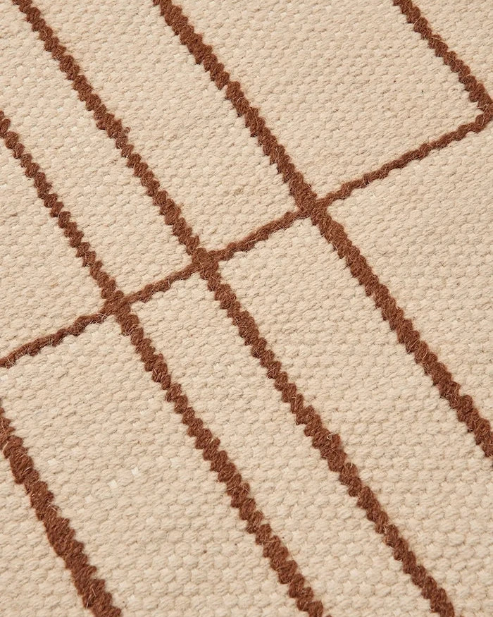 Ferm Living büyük yün halı 140 x 200 cm