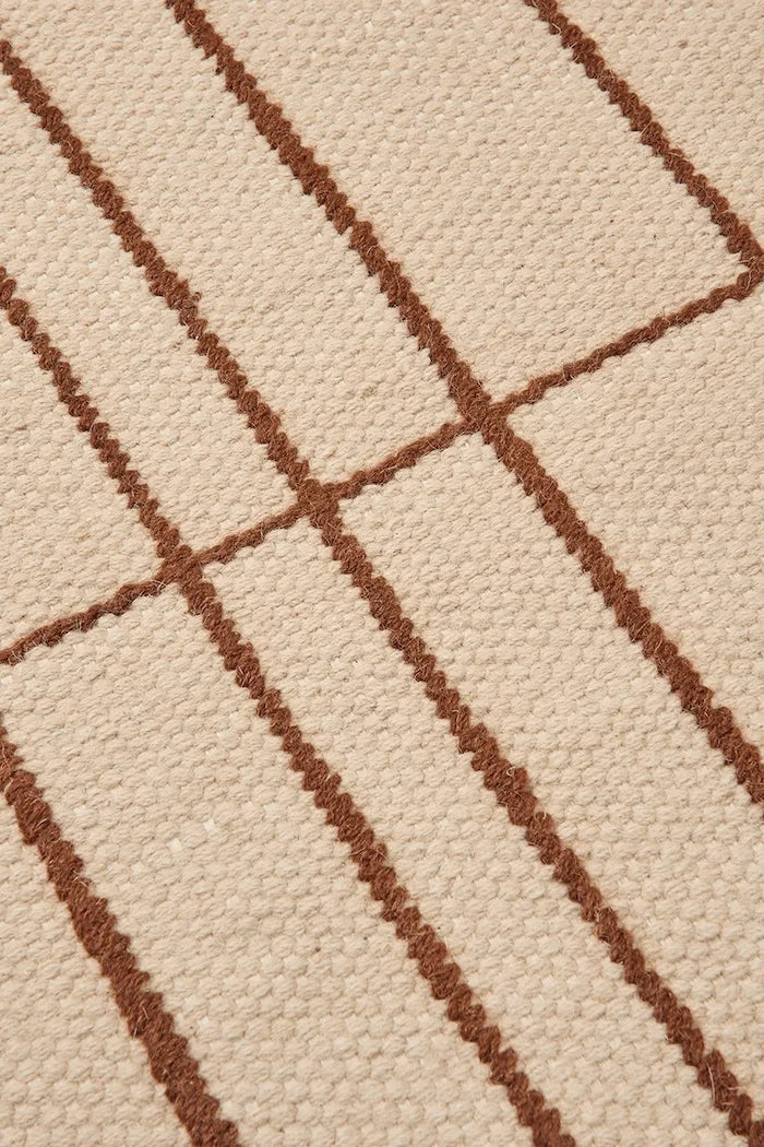 Ferm Living büyük yün halı 140 x 200 cm