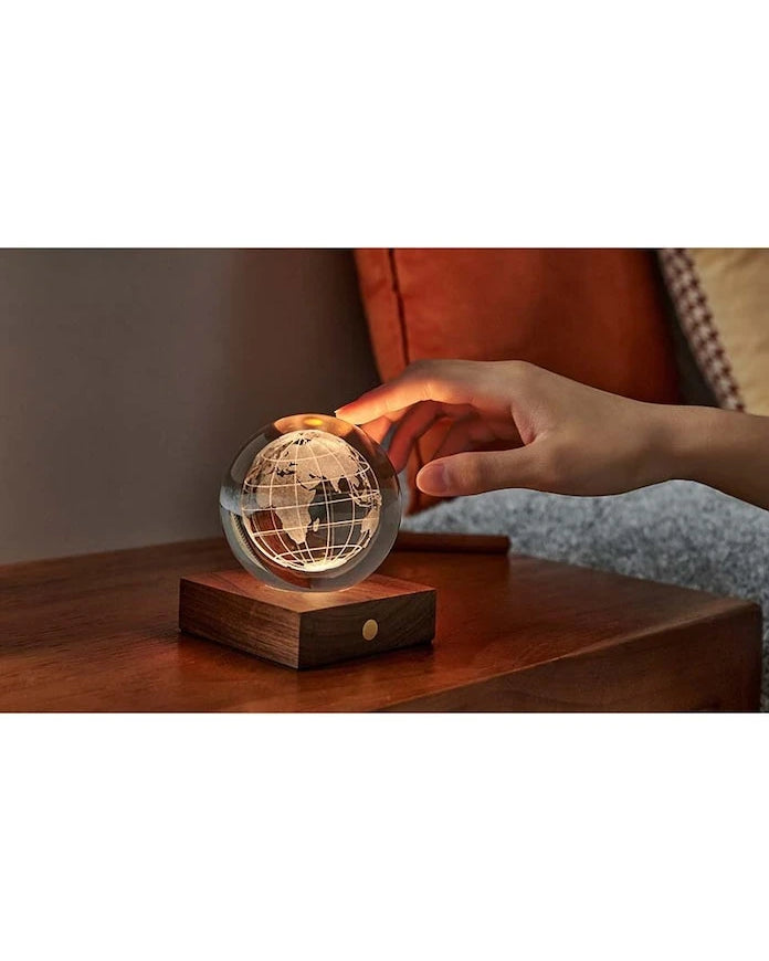 Gingko Design Amber Crystal Light LED Lamba