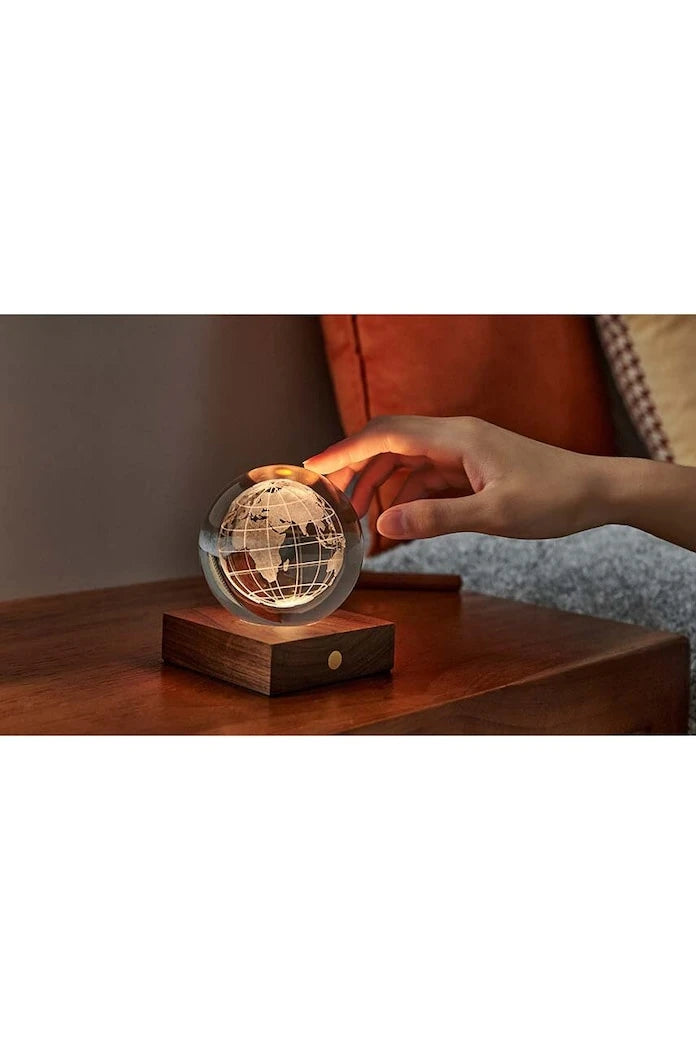 Gingko Design Amber Crystal Light LED Lamba