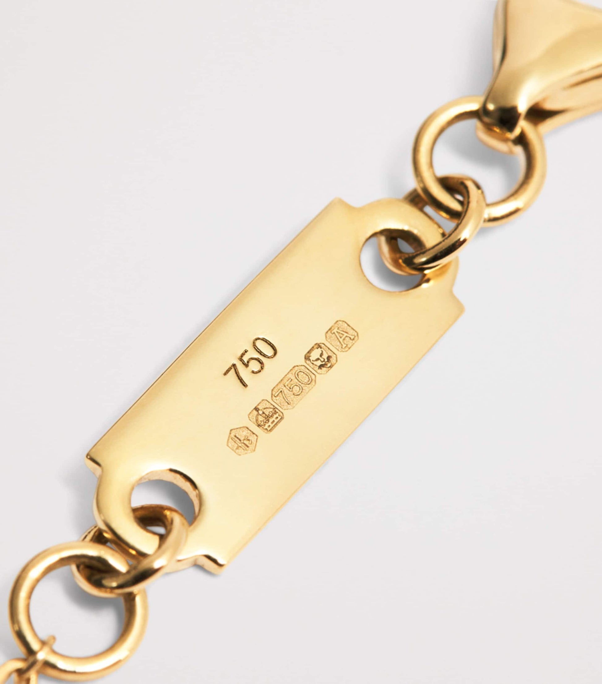 Yellow Gold and Diamond Pendant Necklace (0.50ct)