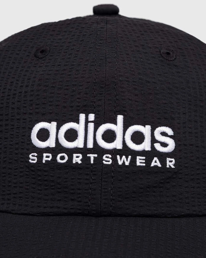 Шапка с козирка adidas