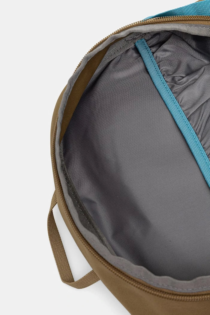 The North Face раница Basin 15L