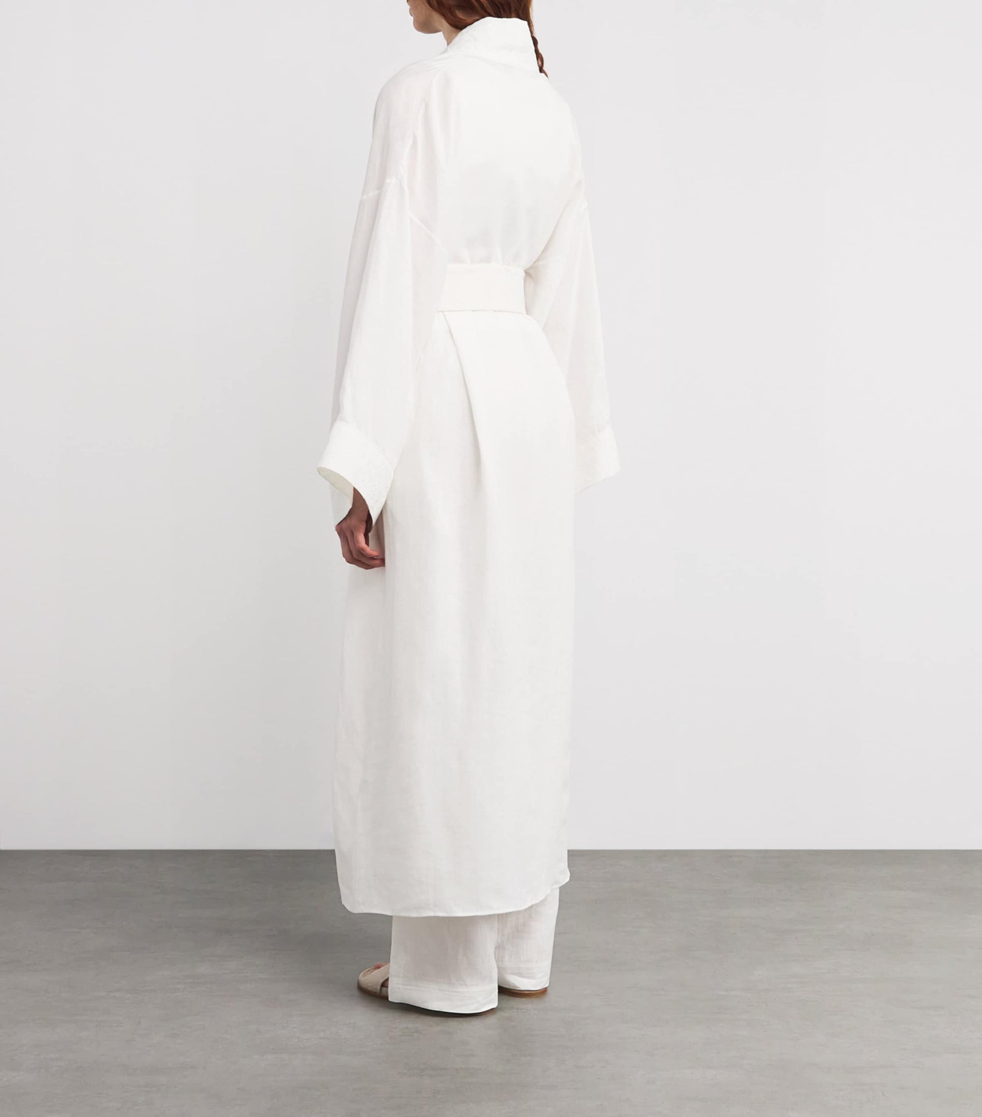 Eleventy White x Harrods Linen Embroidered Kimono