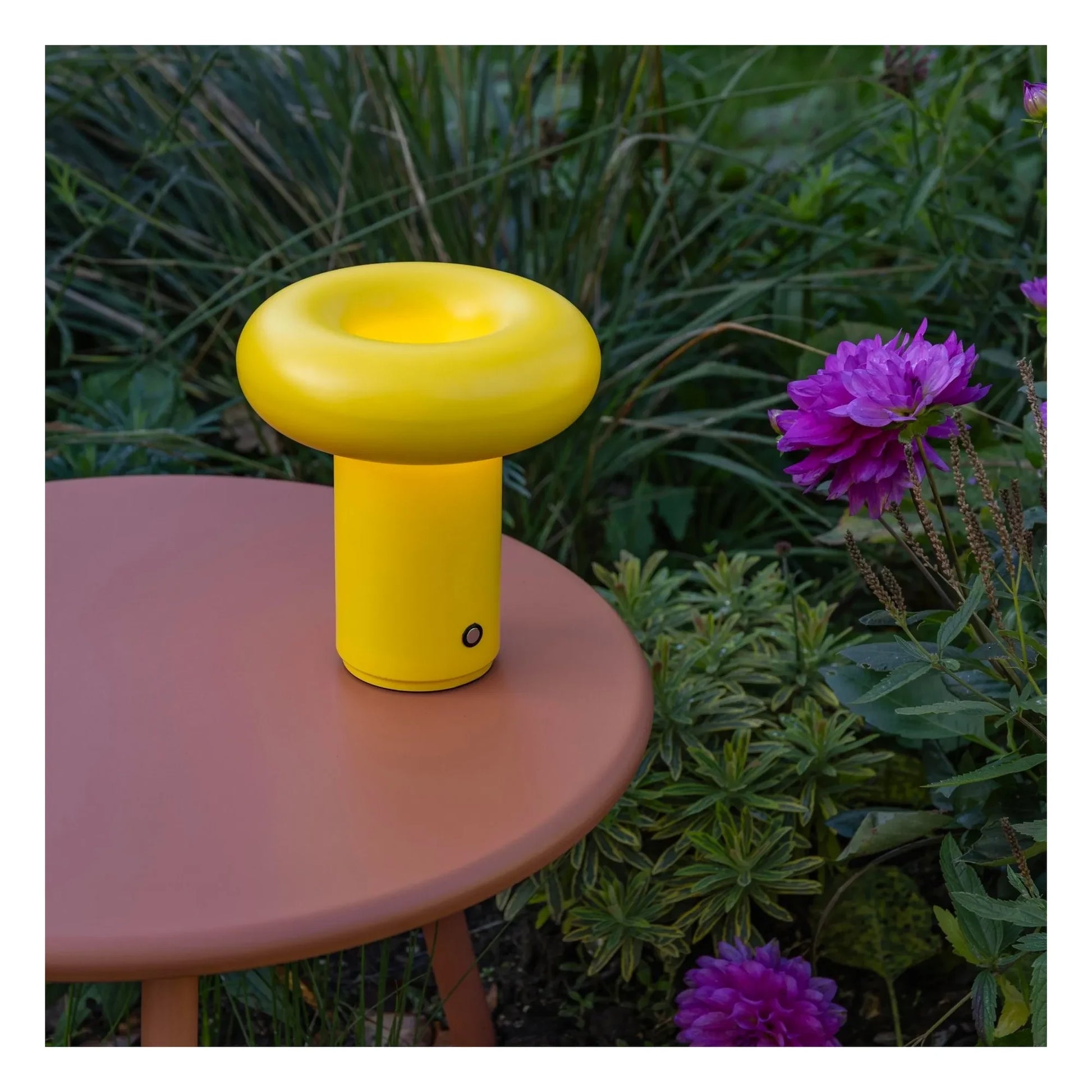 &Klevering - Glimpse portable lamp | Yellow
