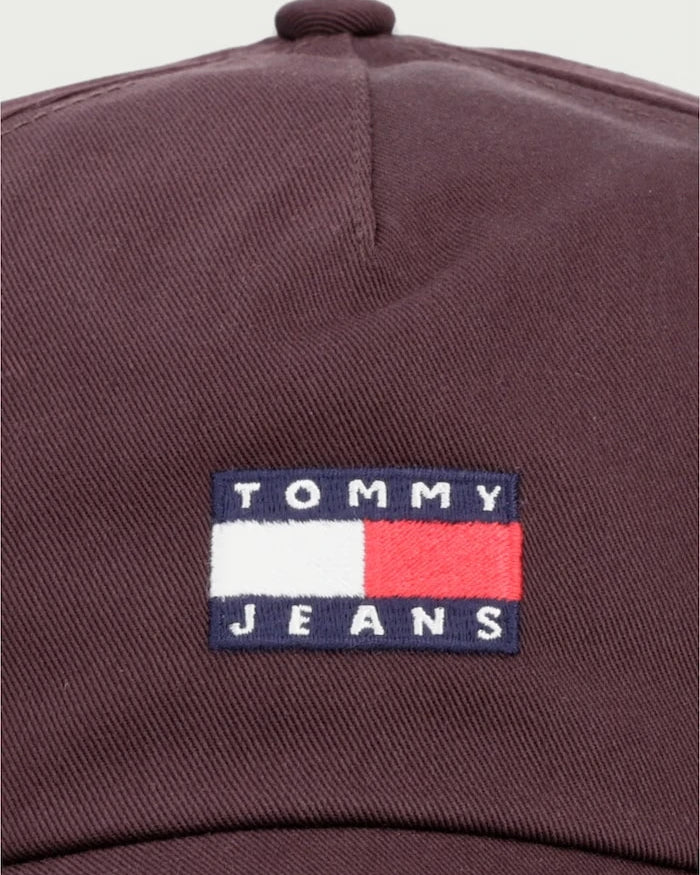 Tommy Jeans pamuklu vizörlü kadın şapkası