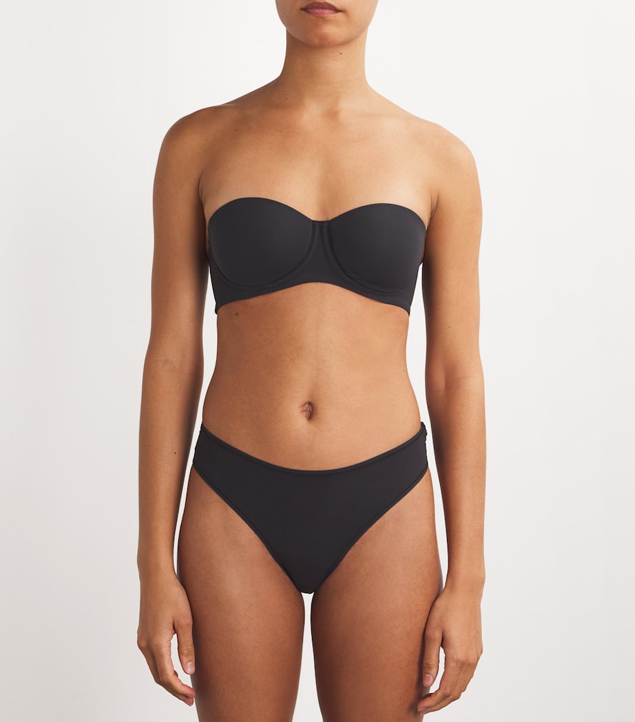 Skims Black Fits Everybody Strapless Bra