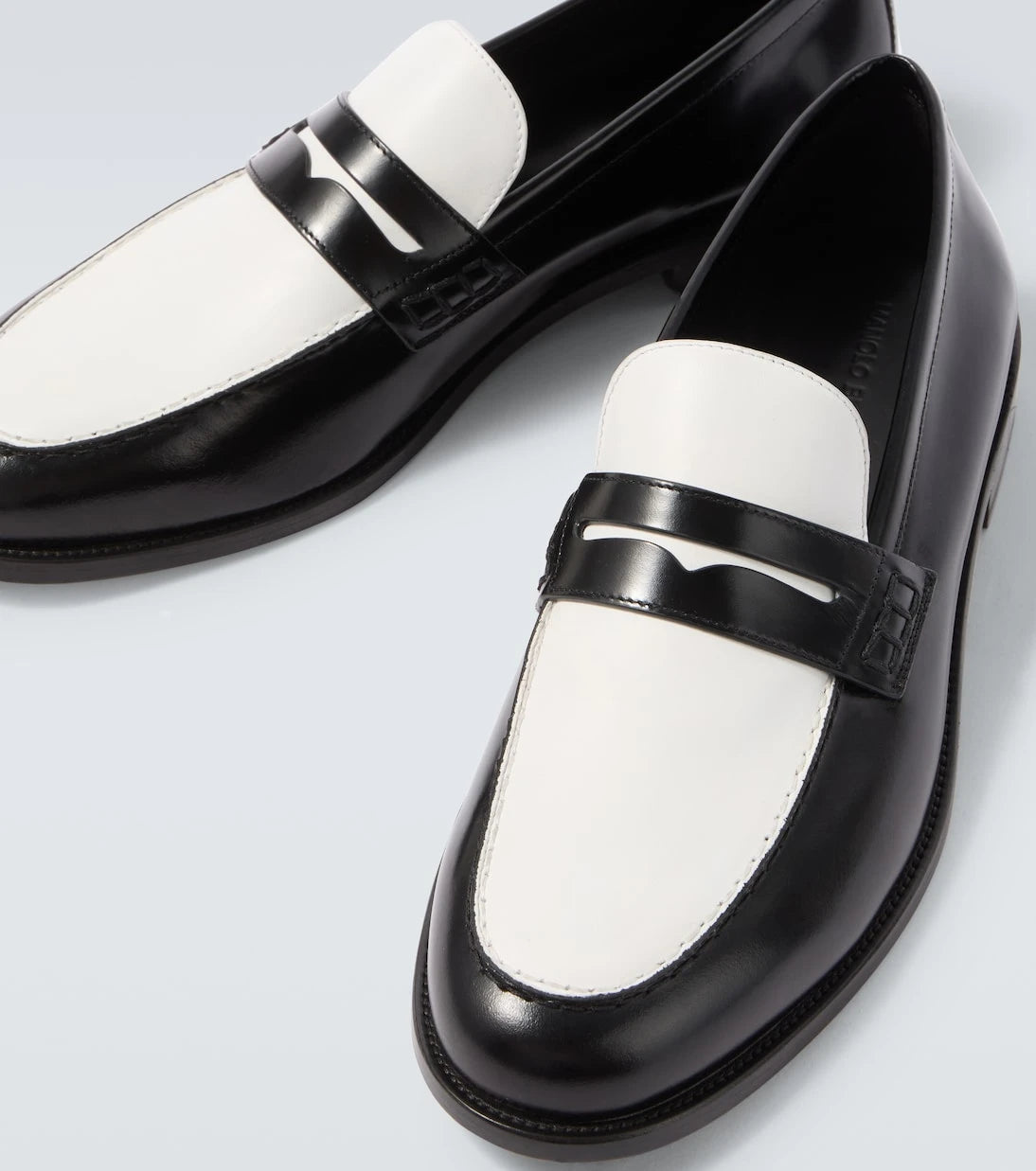 Manolo Blahnik - Perry leather penny loafers
