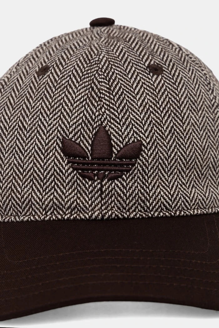 adidas Originals yünlü şapka siperlikli