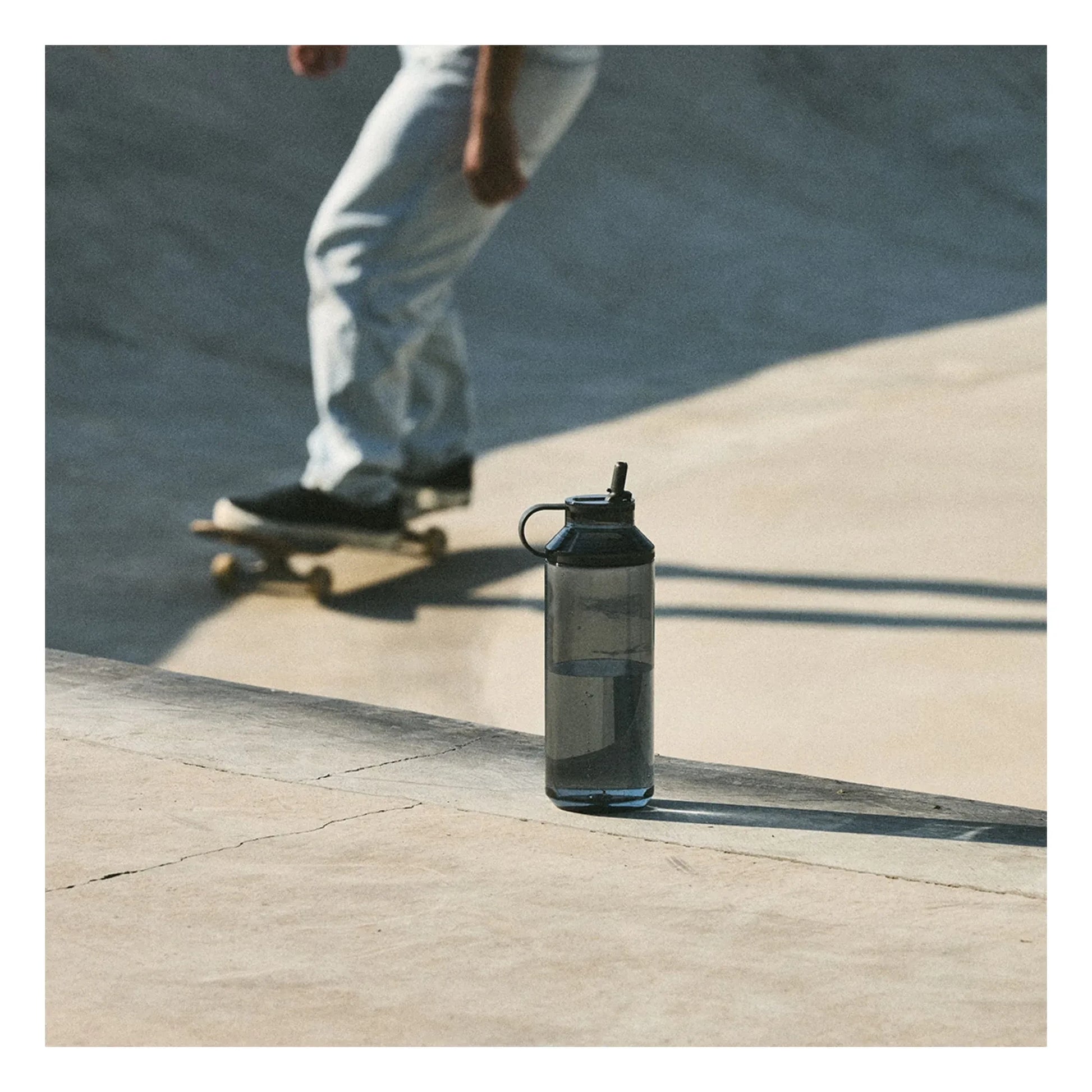 Kinto - Active Bottle - 950 ml | Charcoal grey