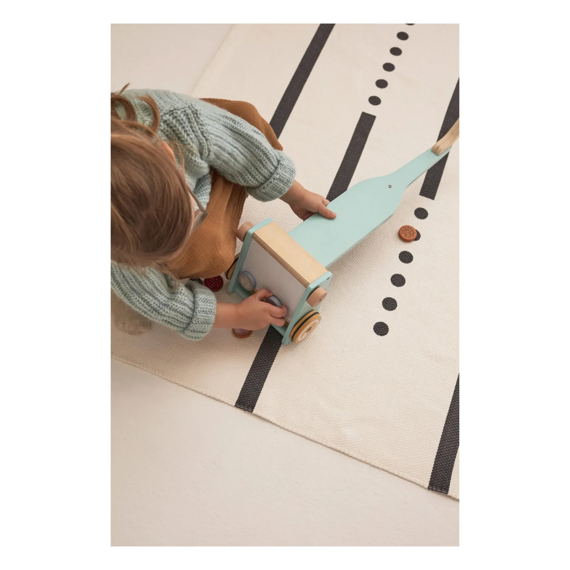 Kid's Concept - Wooden Vacuum Cleaner
