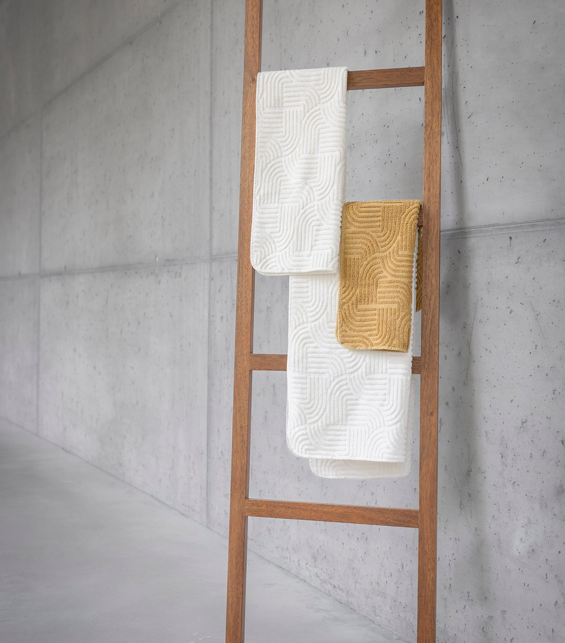 Abyss & Habidecor Egyptian Cotton Olly Hand Towel (55cm x 100cm)