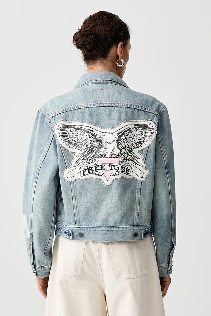 Levi's дънково яке дамско ROAD WORN TRUCKER x PRIDE