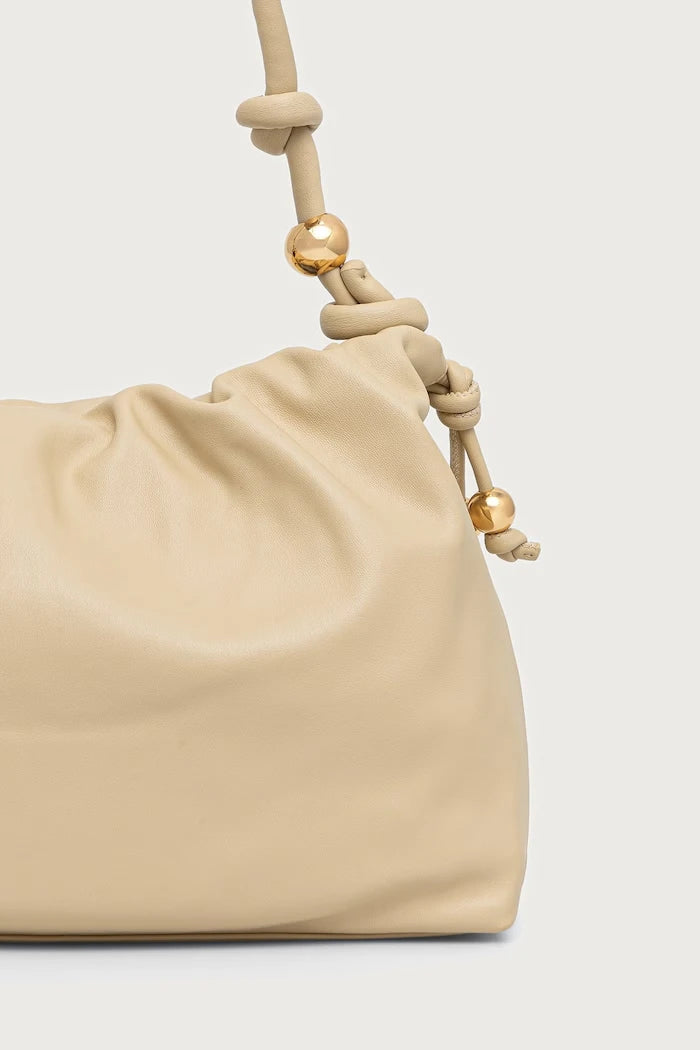 Deri kadın çantası