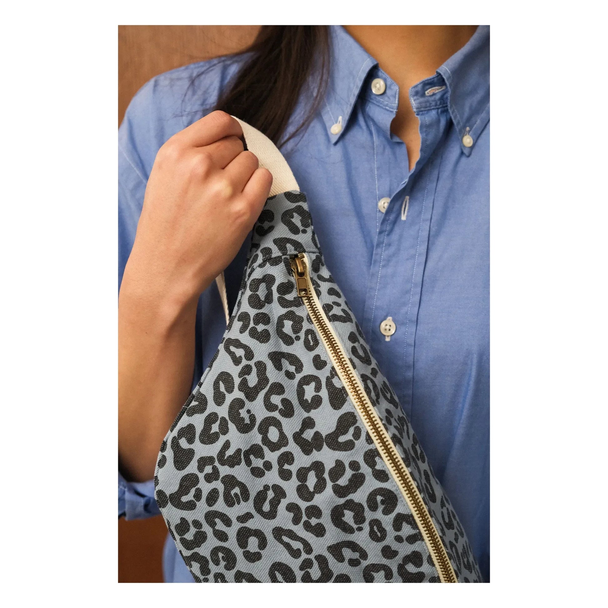 Rose in April - Graou fanny pack | Blue