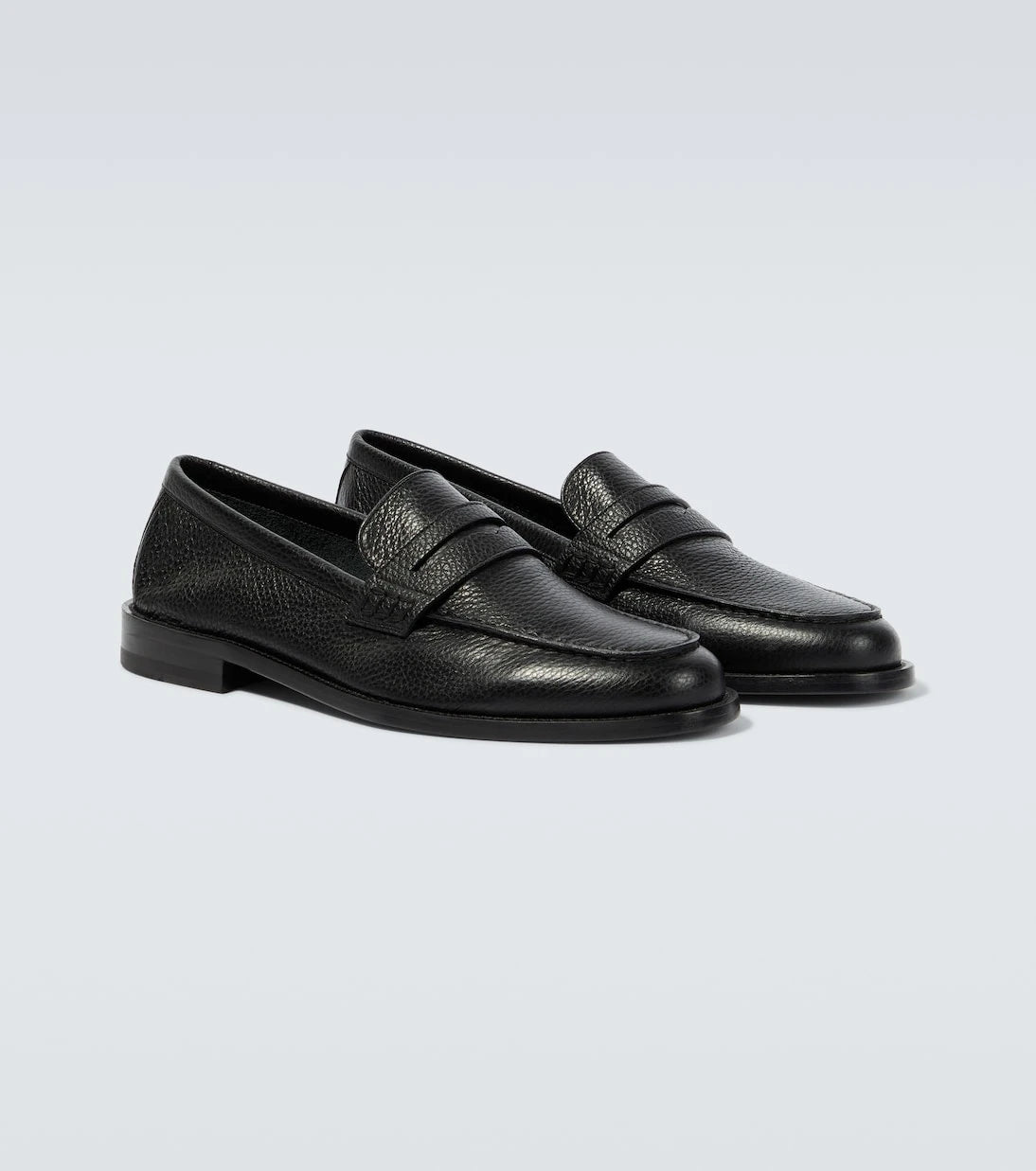 Manolo Blahnik - حذاء لوفر "بيري" من الجلد