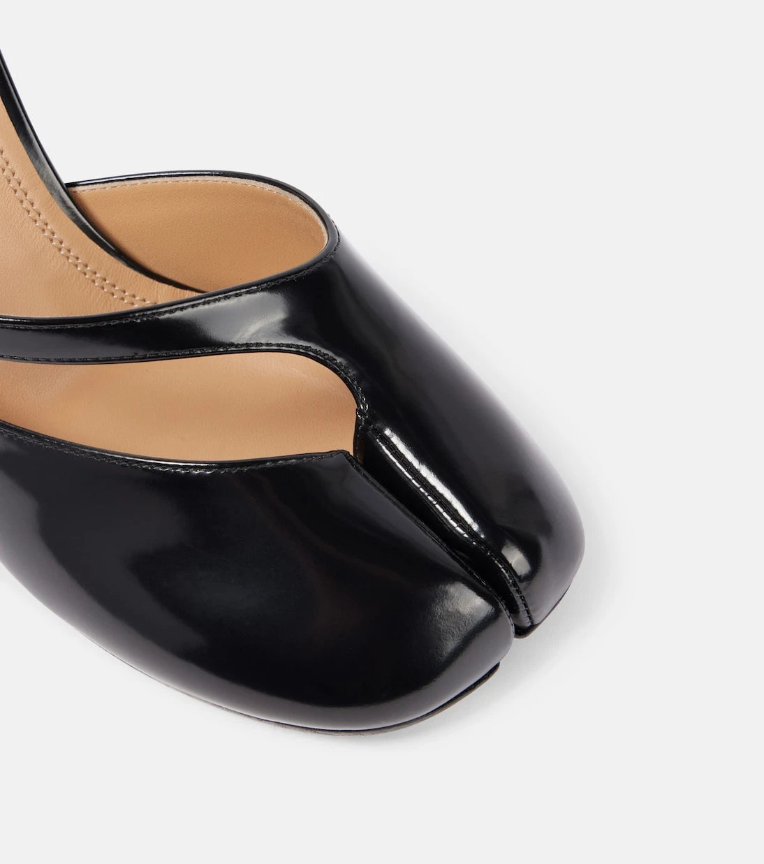 Maison Margiela - Tabi leather pumps