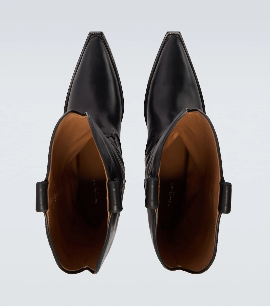 Maison Margiela - حذاء رعاة البقر الجلدي بدون كعب