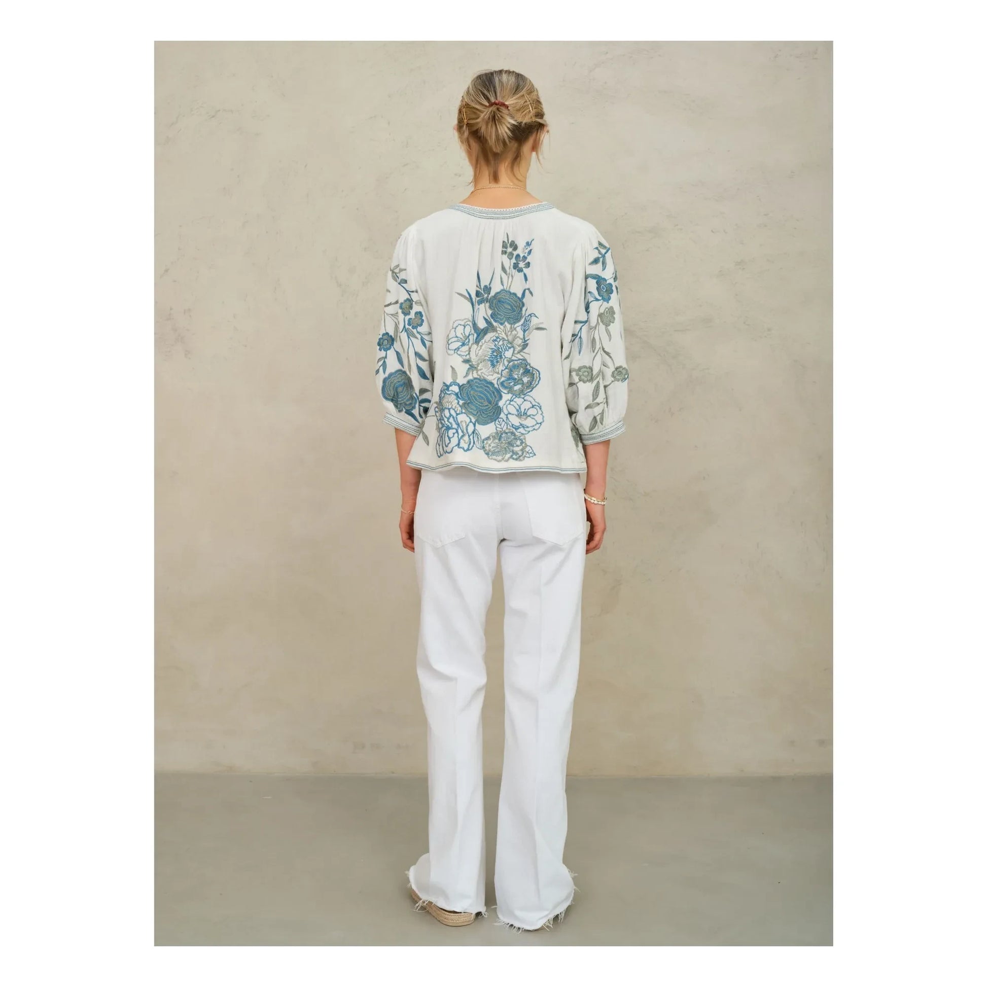 M.A.B.E. - Ori Cotton Embroidered Jacket | Blue