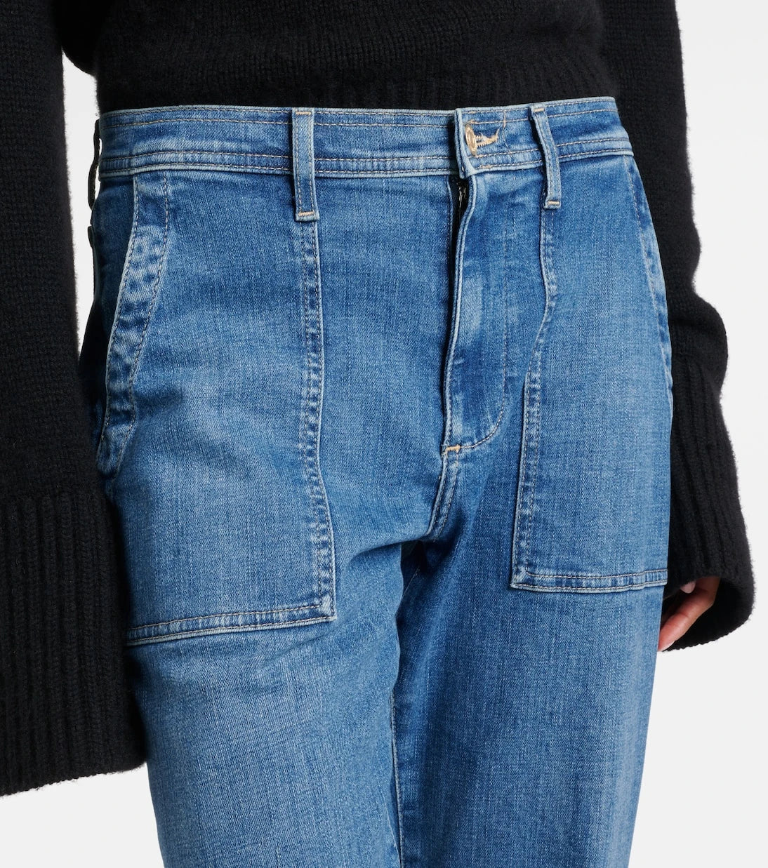 7 For All Mankind - جينز بقصة مستقيمة وخصر مرتفع