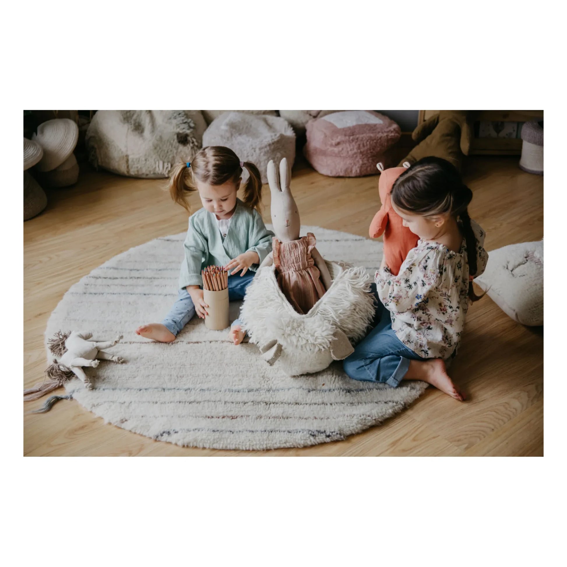 Lorena Canals - Arona Round Woollen Rug | Cotton White