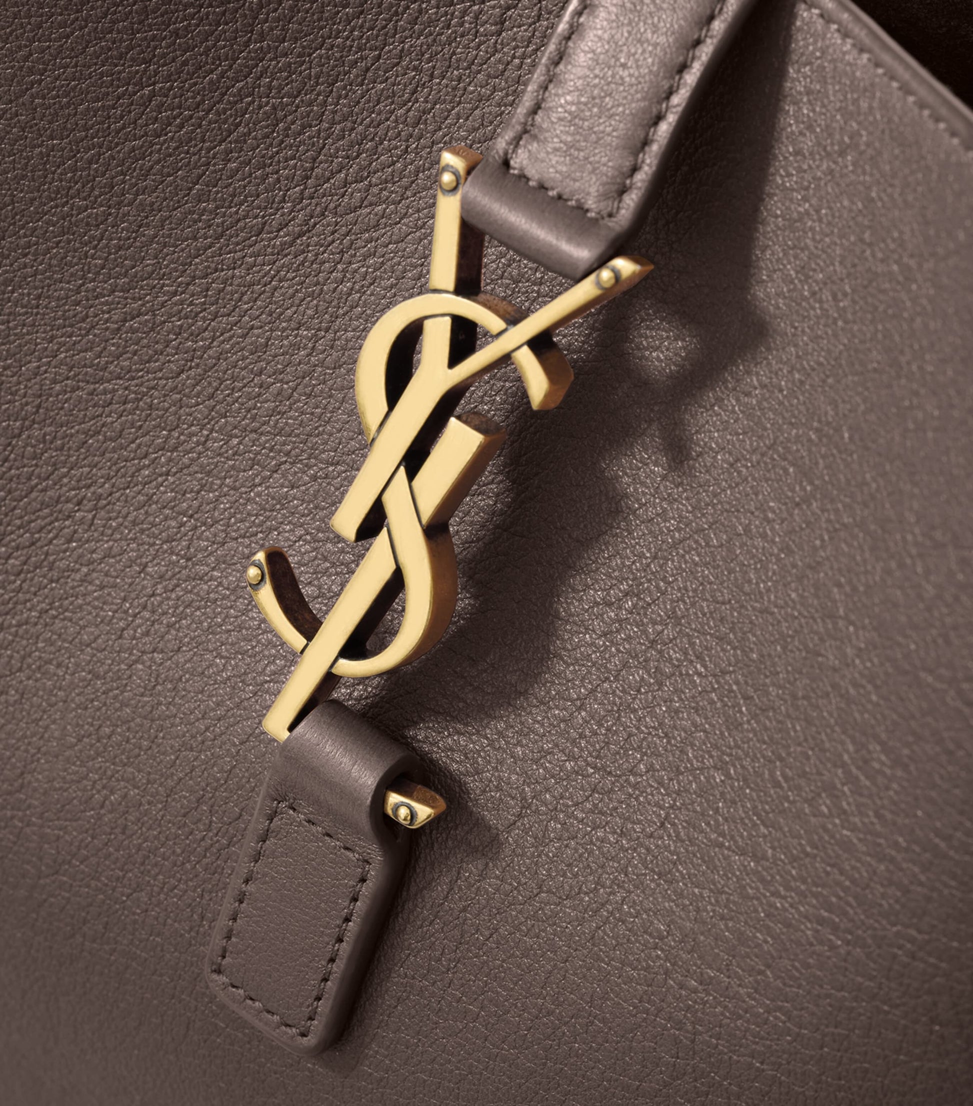 Saint Laurent Beige Large Le 5 à 7 Shoulder Bag