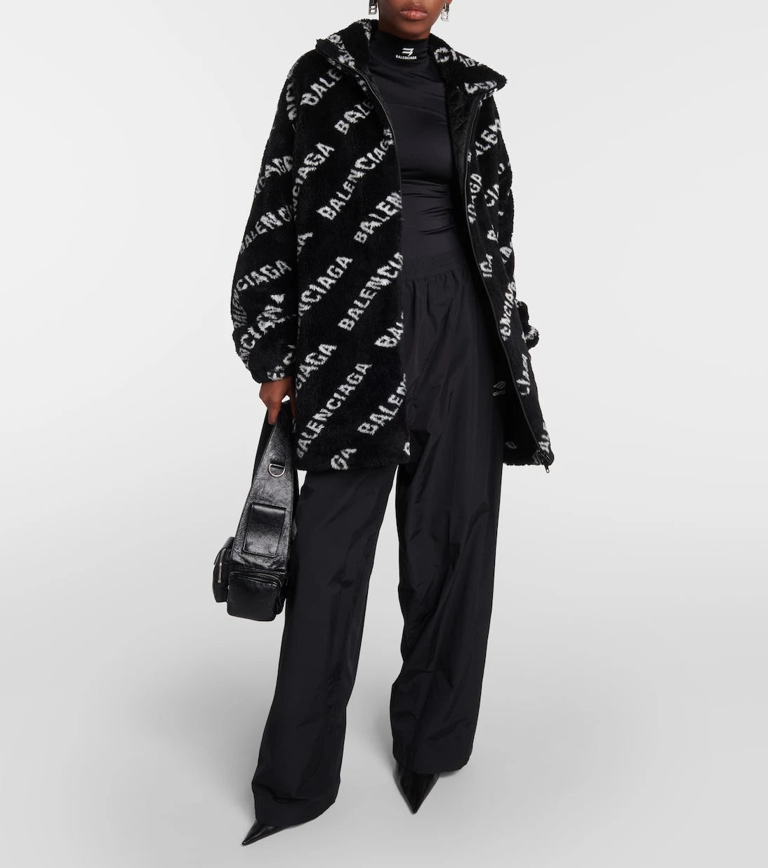 Balenciaga - سترة بشعار الماركة